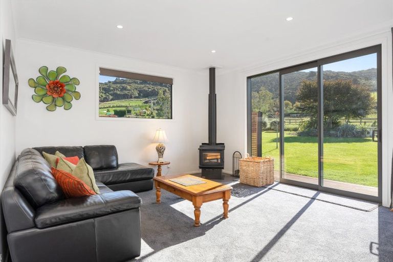 Photo of property in 248a Tirohanga Road, North Taieri, Mosgiel, 9092