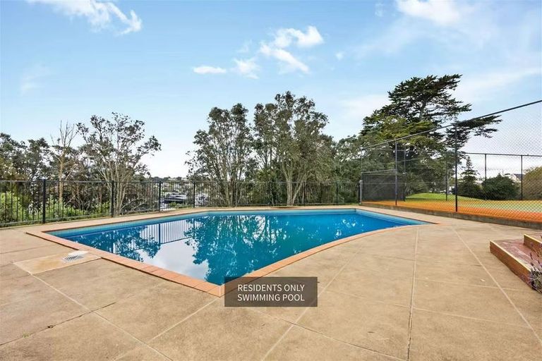 Photo of property in 21/270 Sunset Road, Windsor Park, Auckland, 0632