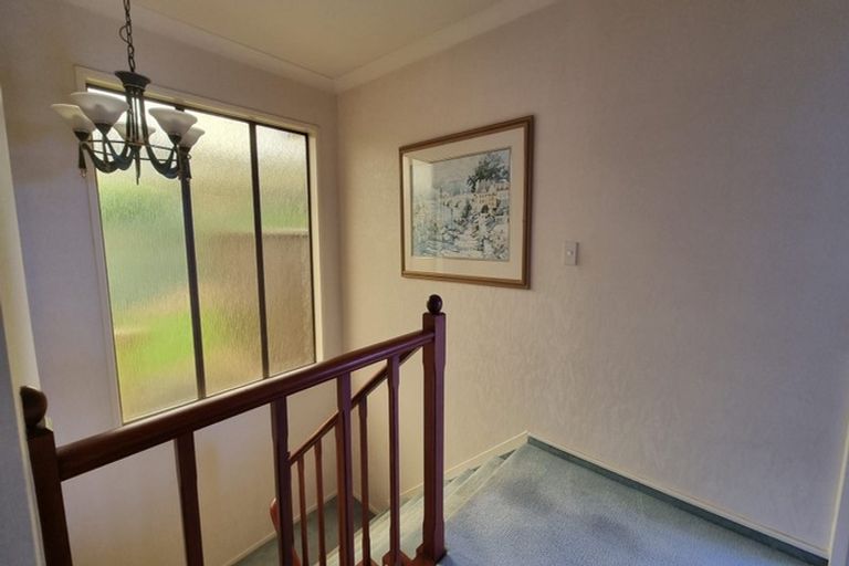 Photo of property in 17b Colmar Road, Mellons Bay, Auckland, 2014