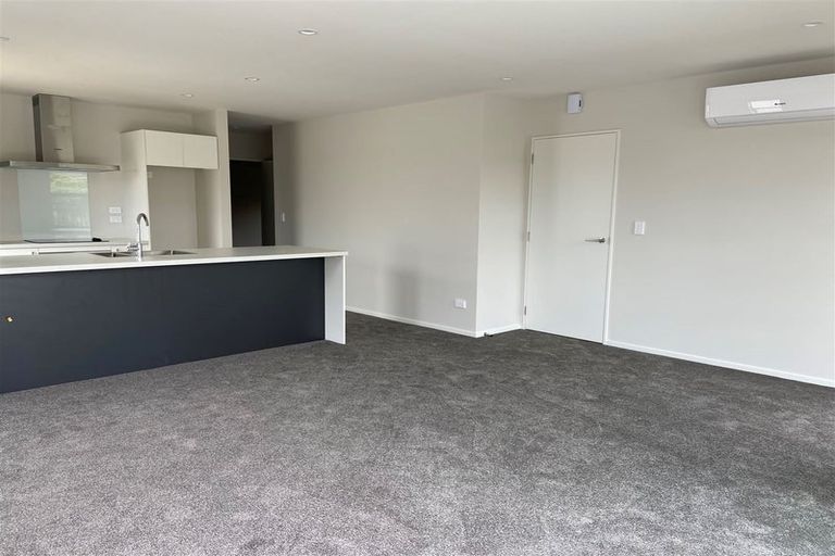 Photo of property in 9/3 Nyoli Street, Northcote, Christchurch, 8052