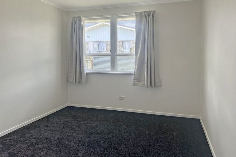 Photo of property in 65a Hinemoa Street, Levin, 5510