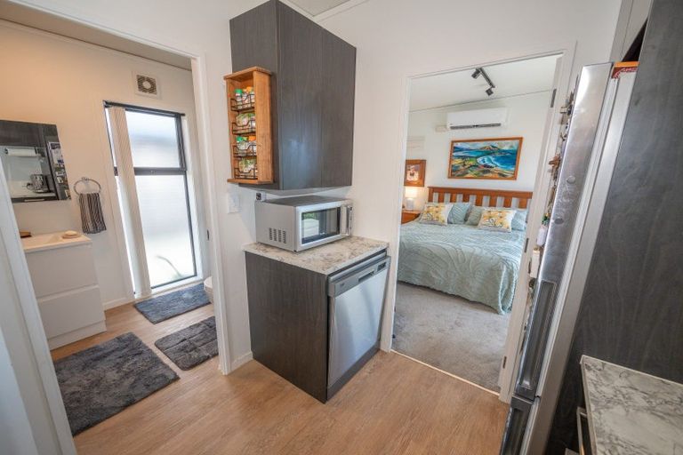 Photo of property in 6 Oden Hill, Coopers Beach, 0420