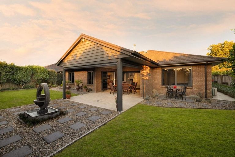 Photo of property in 9 Brancaster Place, Cambridge, 3434