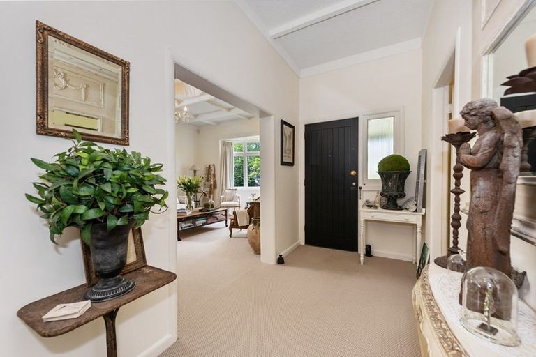 Photo of property in 3 Gillies Avenue, Claudelands, Hamilton, 3214