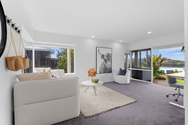 Photo of property in 95 Tiri Road, Tindalls Beach, Whangaparaoa, 0930