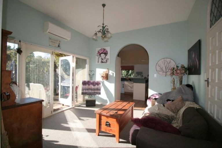 Photo of property in 50 Banks Avenue, Dallington, Christchurch, 8061