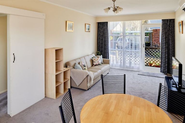 Photo of property in 417 Muritai Road, Eastbourne, Lower Hutt, 5013