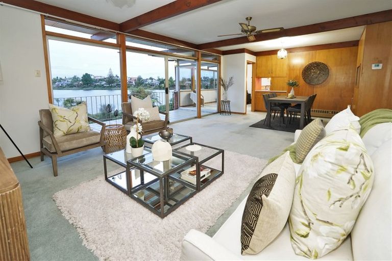 Photo of property in 94 Lake Crescent, Hamilton Lake, Hamilton, 3204