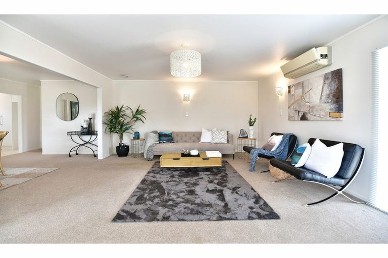 Photo of property in 8 Manuka Street, Orewa, 0931