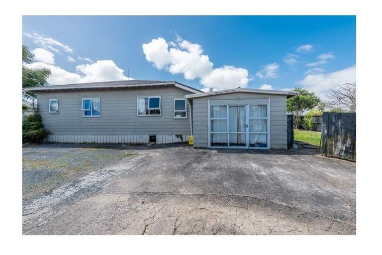 Photo of property in 2/182 Shirley Road, Papatoetoe, Auckland, 2025