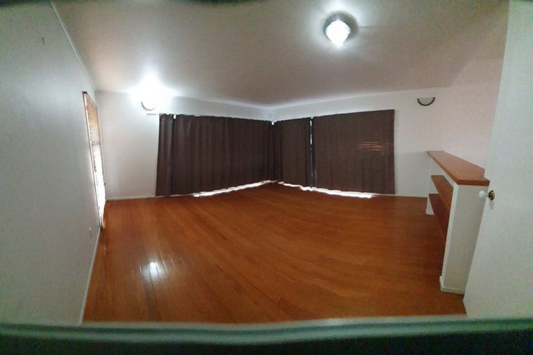 Photo of property in 23 Wycherley Drive, Bucklands Beach, Auckland, 2014