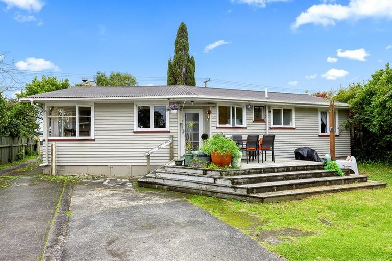 Photo of property in 43 Wharf Road, Te Atatu Peninsula, Auckland, 0610