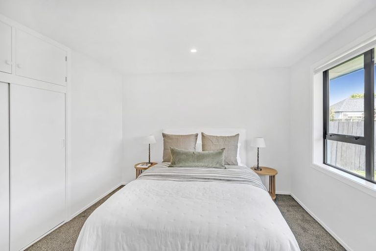 Photo of property in 1/74a Jeffreys Road, Fendalton, Christchurch, 8052