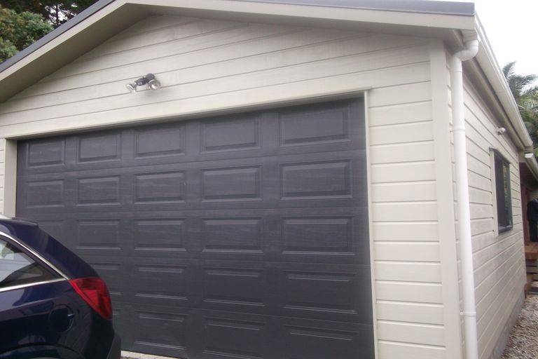 Photo of property in 87 Carnoustie Drive, Wattle Downs, Auckland, 2103