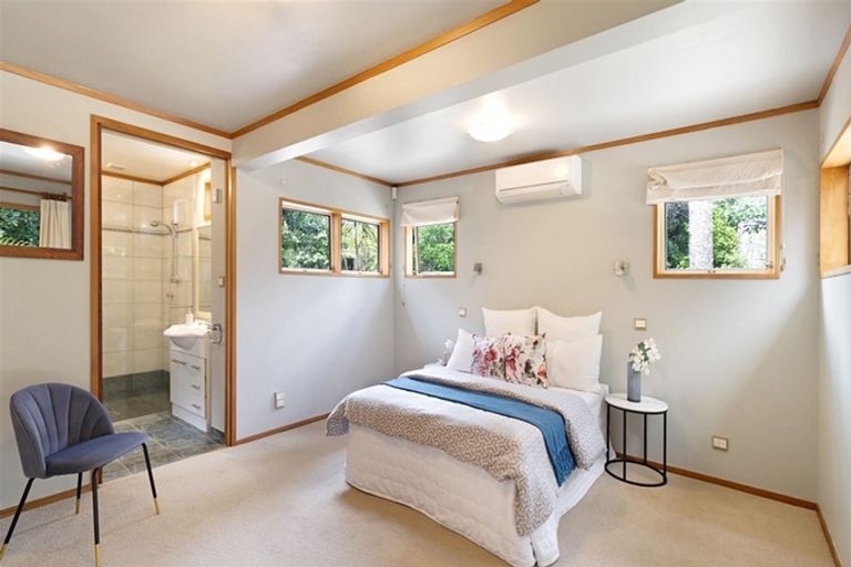 Photo of property in 88 Aeroview Drive, Beach Haven, Auckland, 0626