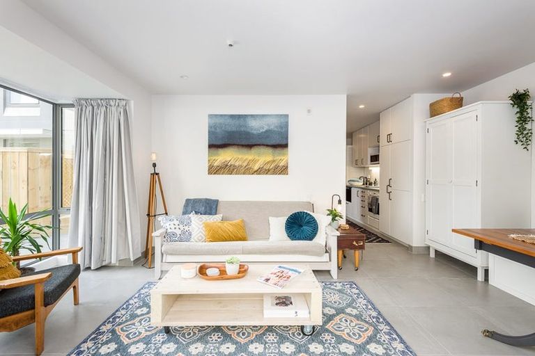 Photo of property in 4/245 Montreal Street, Christchurch Central, Christchurch, 8013