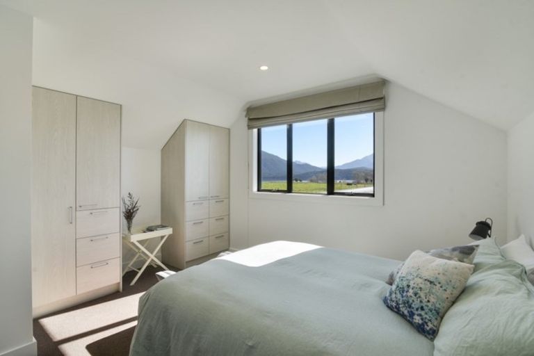 Photo of property in 93 Dusky Street, Te Anau, 9600