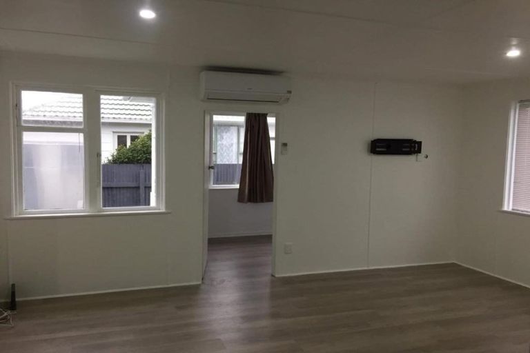 Photo of property in 1 Joseph Street, Waverley, Invercargill, 9810