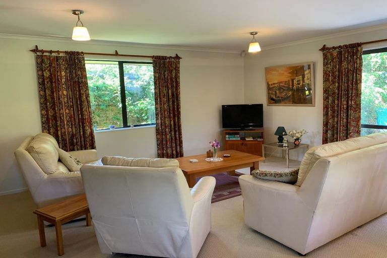 Photo of property in 42 Savoy Road, Orewa, 0931