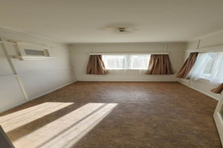 Photo of property in 2/46 Salisbury Road, Birkdale, Auckland, 0626