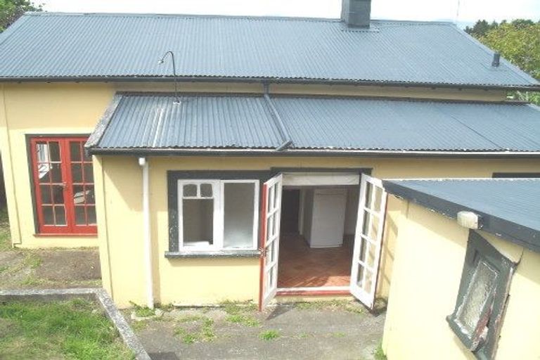 Photo of property in 42 Mccoll Street, Vogeltown, Wellington, 6021