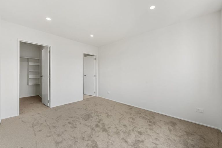 Photo of property in 29c Rice Crescent, Papakura, 2110