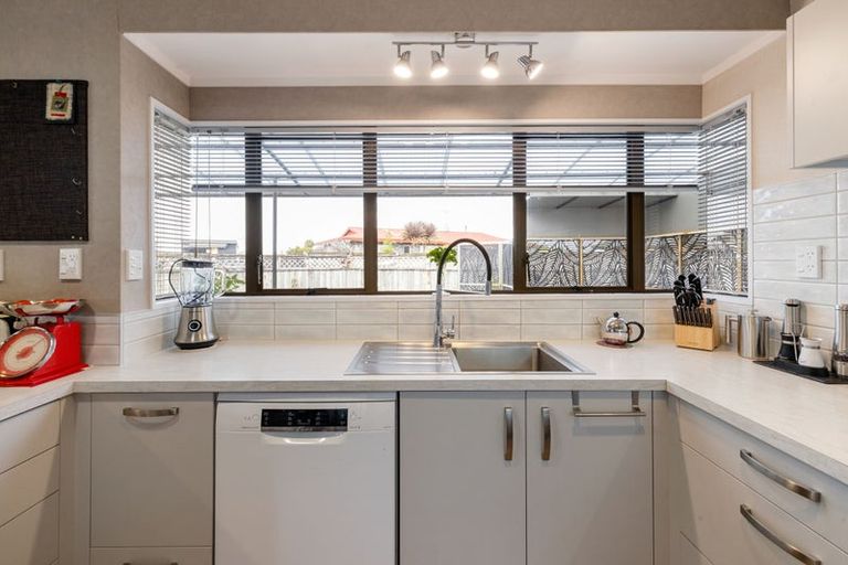 Photo of property in 43 Lansdowne Crescent, Glenview, Hamilton, 3206