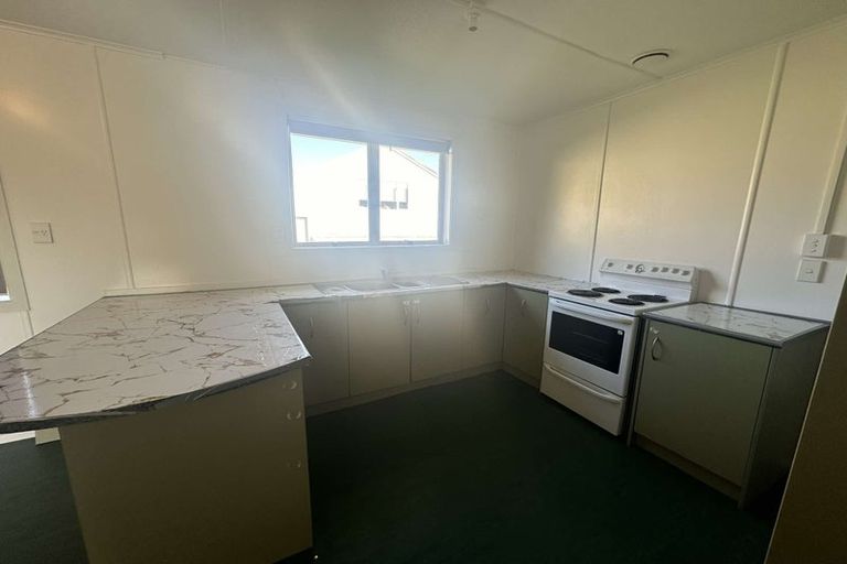 Photo of property in 2 Penguin Grove, Waitangirua, Porirua, 5024