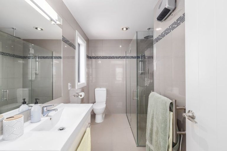 Photo of property in 51a Main Road, Redcliffs, Christchurch, 8081