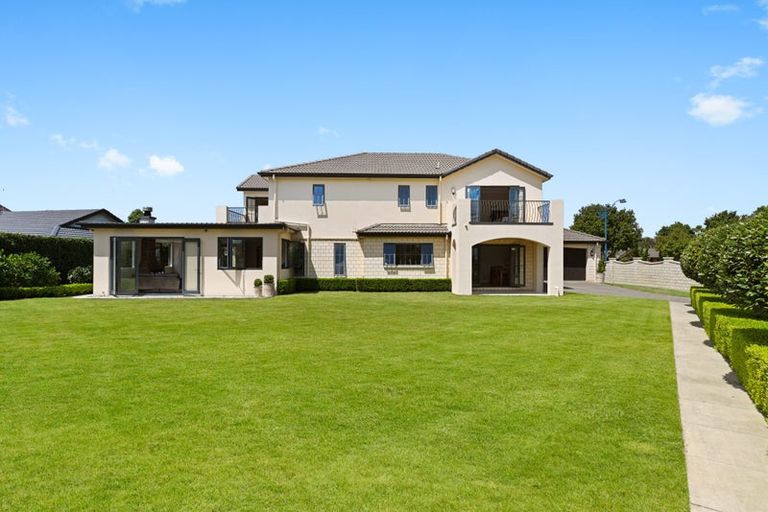 Photo of property in 27 Nielsen Gardens, Rototuna, Hamilton, 3210