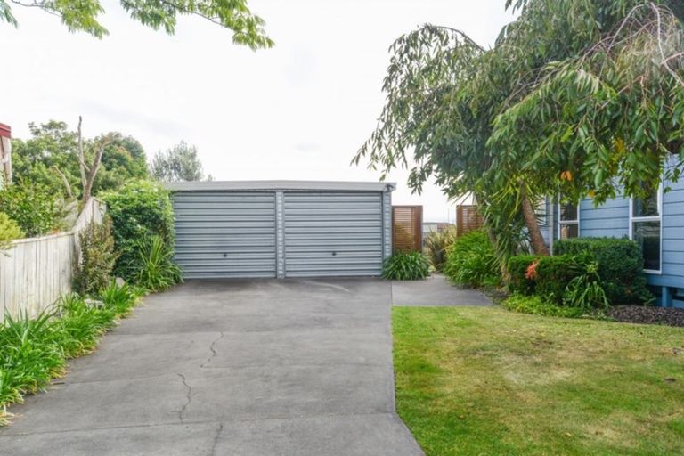 Photo of property in 14 Whiting Crescent, Greenmeadows, Napier, 4112