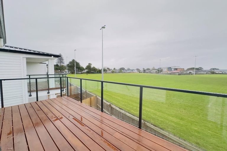 Photo of property in 16/12 Thompson Street, Mangere East, Auckland, 2024
