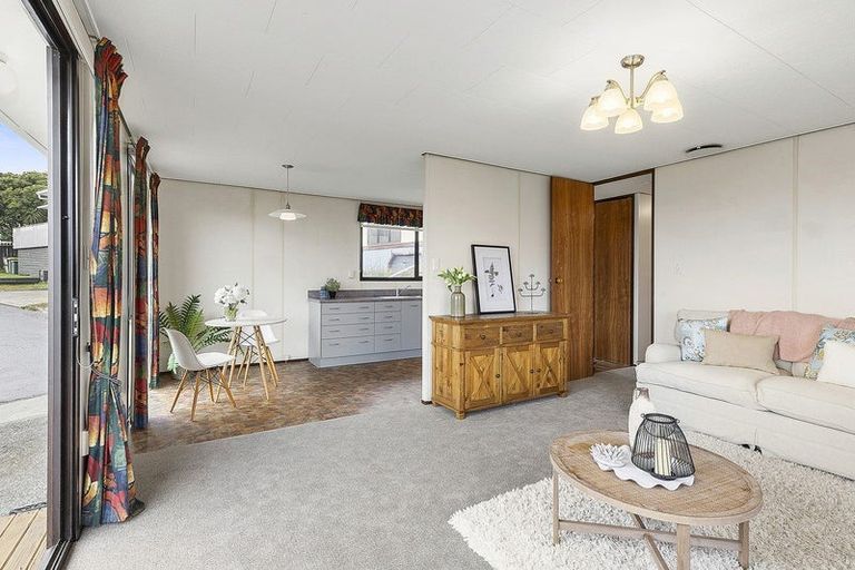 Photo of property in 22f Awatea Street, Ranui, Porirua, 5024