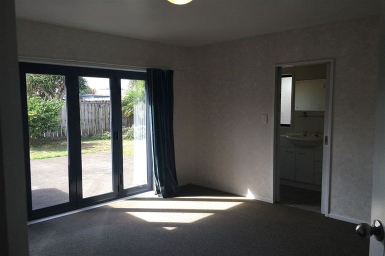 Photo of property in 34 Cholmondeley Crescent, Whitianga, 3510