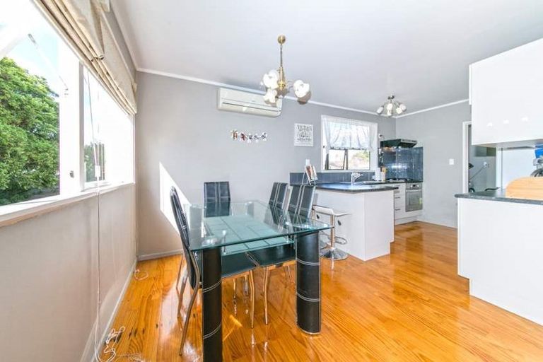 Photo of property in 85 Universal Drive, Henderson, Auckland, 0610