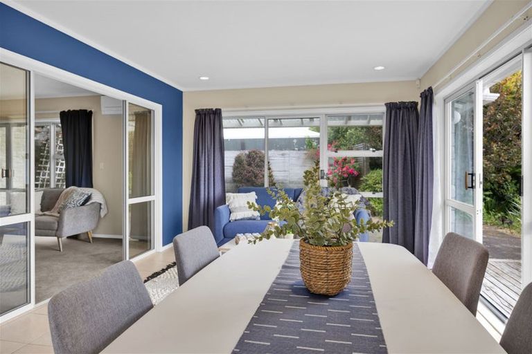 Photo of property in 146 Heta Road, Highlands Park, New Plymouth, 4312