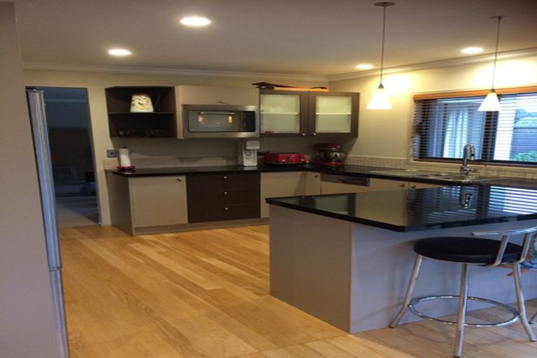 Photo of property in 12 Ysabel Crescent, The Gardens, Auckland, 2105