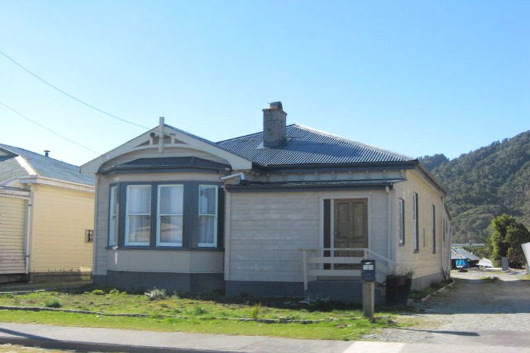 Photo of property in 105 Ward Street, Cobden, Greymouth, 7802