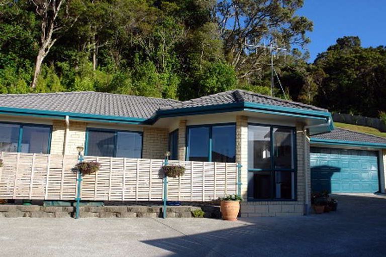 Photo of property in 4 Rainbow Place, Onerahi, Whangarei, 0110