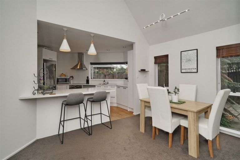 Photo of property in 1/28b Poulton Avenue, Richmond, Christchurch, 8013