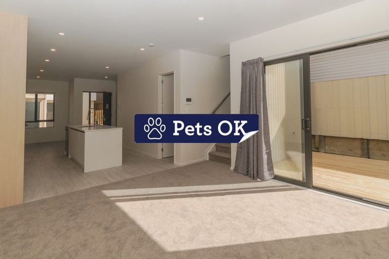 Photo of property in 16/116 Colwill Road, Massey, Auckland, 0614