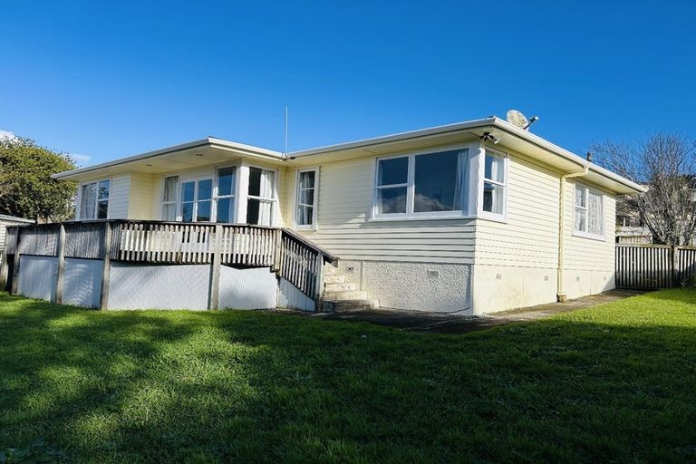 Photo of property in 156 Astley Avenue, New Lynn, Auckland, 0600