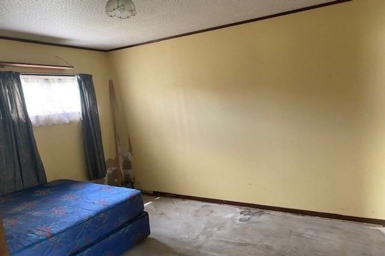 Photo of property in 1/22 Captain Scott Road, Glen Eden, Auckland, 0602