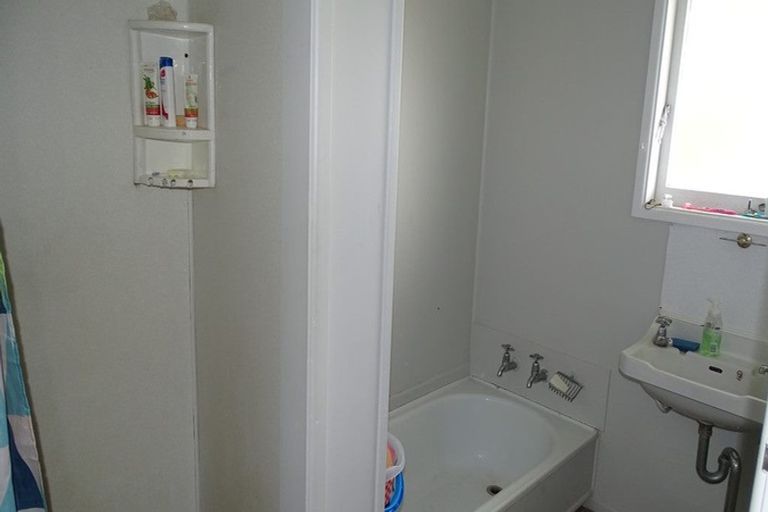 Photo of property in 245 Robertson Road, Mangere East, Auckland, 2024