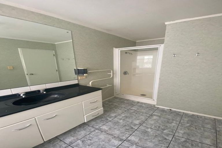 Photo of property in 14 Crail Court, Totara Heights, Auckland, 2105