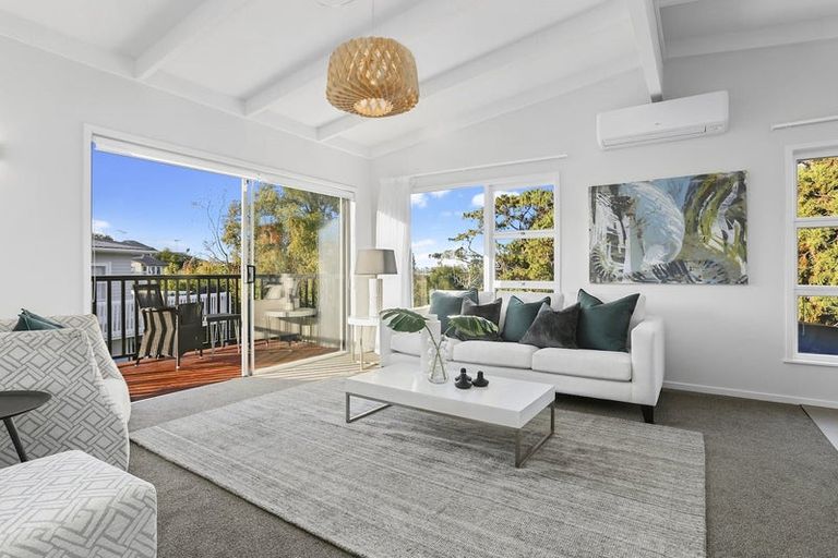 Photo of property in 1/237 Rangatira Road, Beach Haven, Auckland, 0626