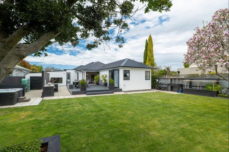 Photo of property in 269 Ilam Road, Burnside, Christchurch, 8053