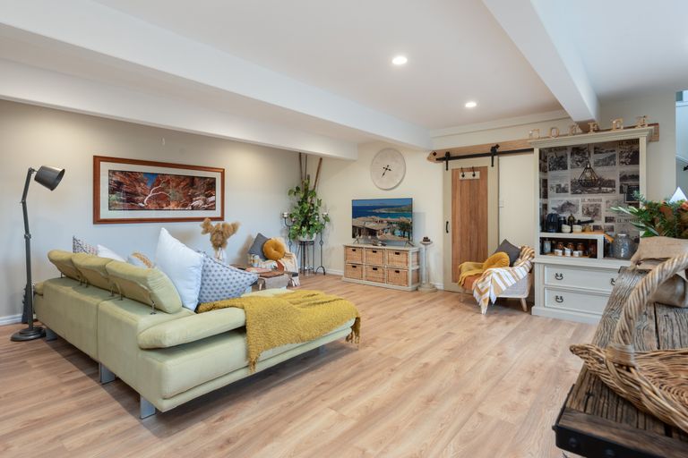 Photo of property in 3 Pamir Place, Welcome Bay, Tauranga, 3112