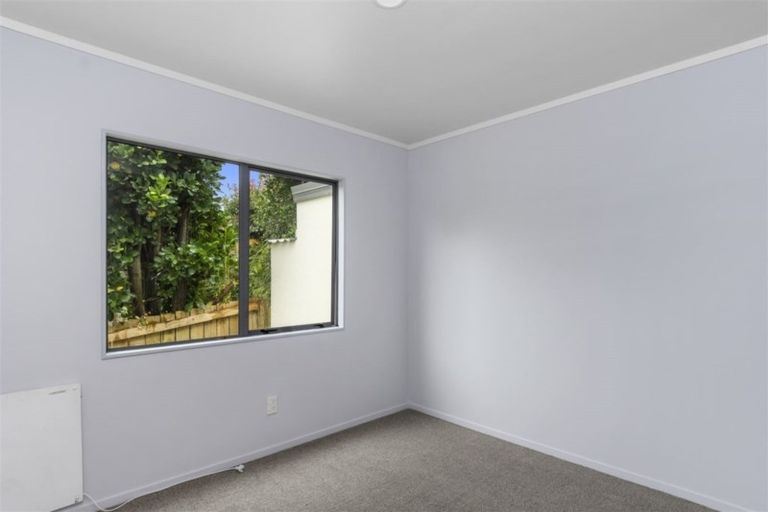 Photo of property in 12b Resolution Road, Welcome Bay, Tauranga, 3112