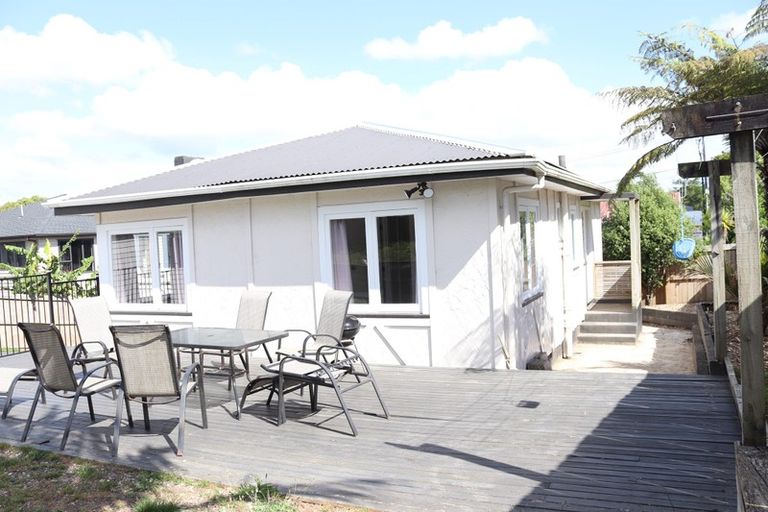 Photo of property in 2/57 Mahia Road, Manurewa, Auckland, 2102